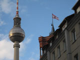 Berliner Fernsehturm und Rotes Rathaus