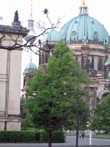 Berliner Dom und Fernsehturm - zum Vergrößern bitte auf das Bild klicken!